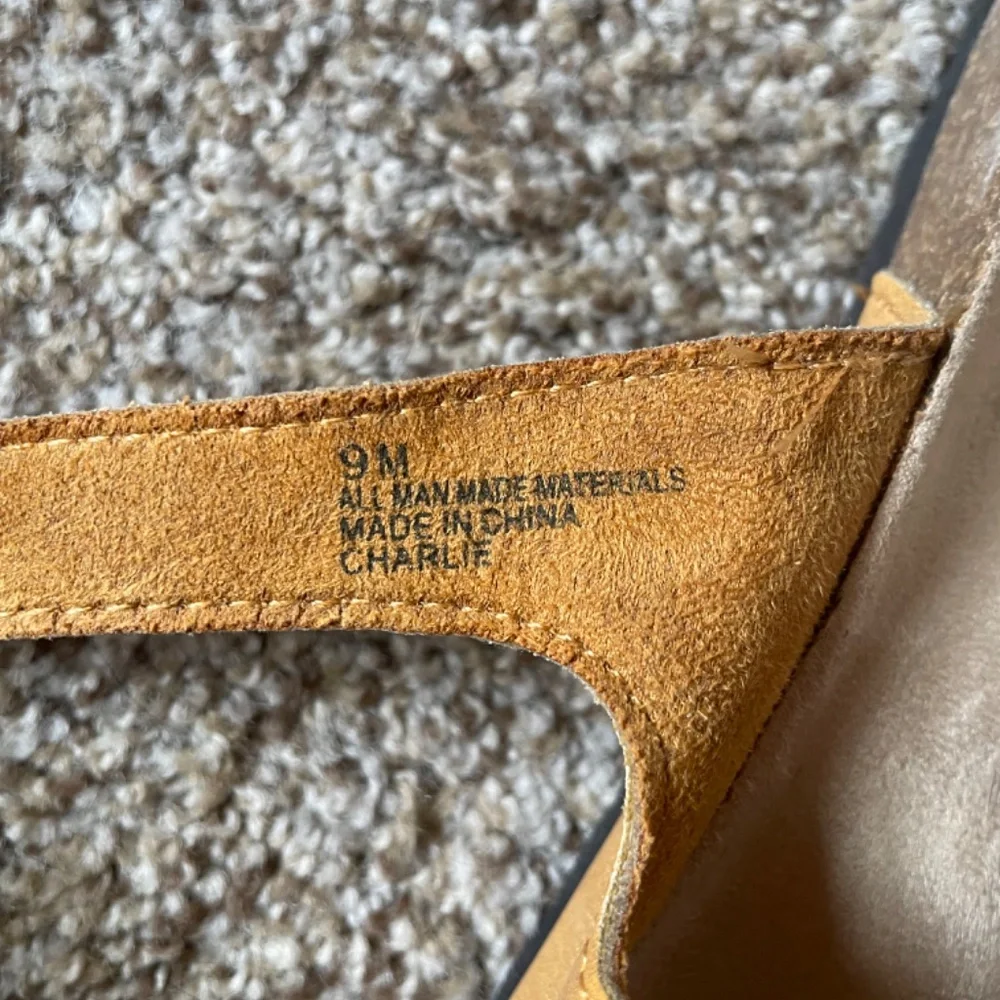 Sandals - Picture 2 of 2